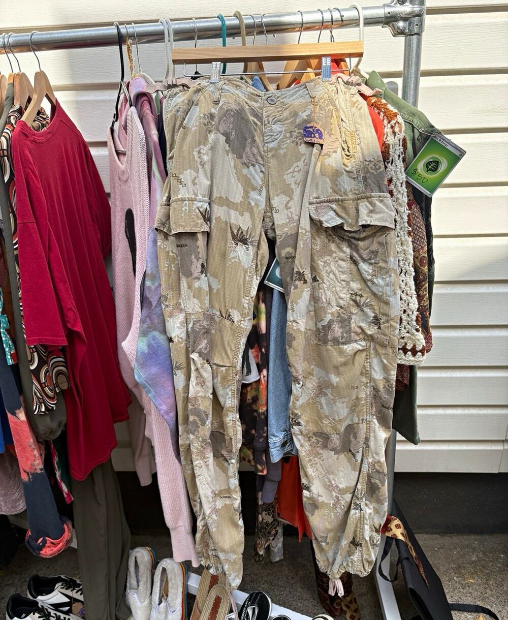 Vintage Da-Nang Camo Cargo Pants Women’s Small Embroidered Y2K Utility